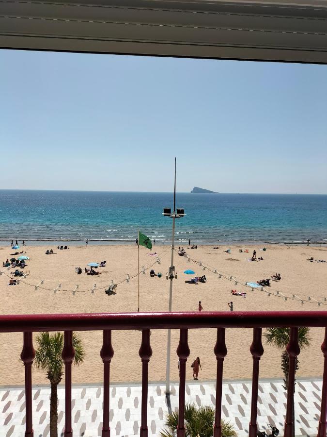 Las Damas 3B Beach Front - Pool & Parking Benidorm Eksteriør billede
