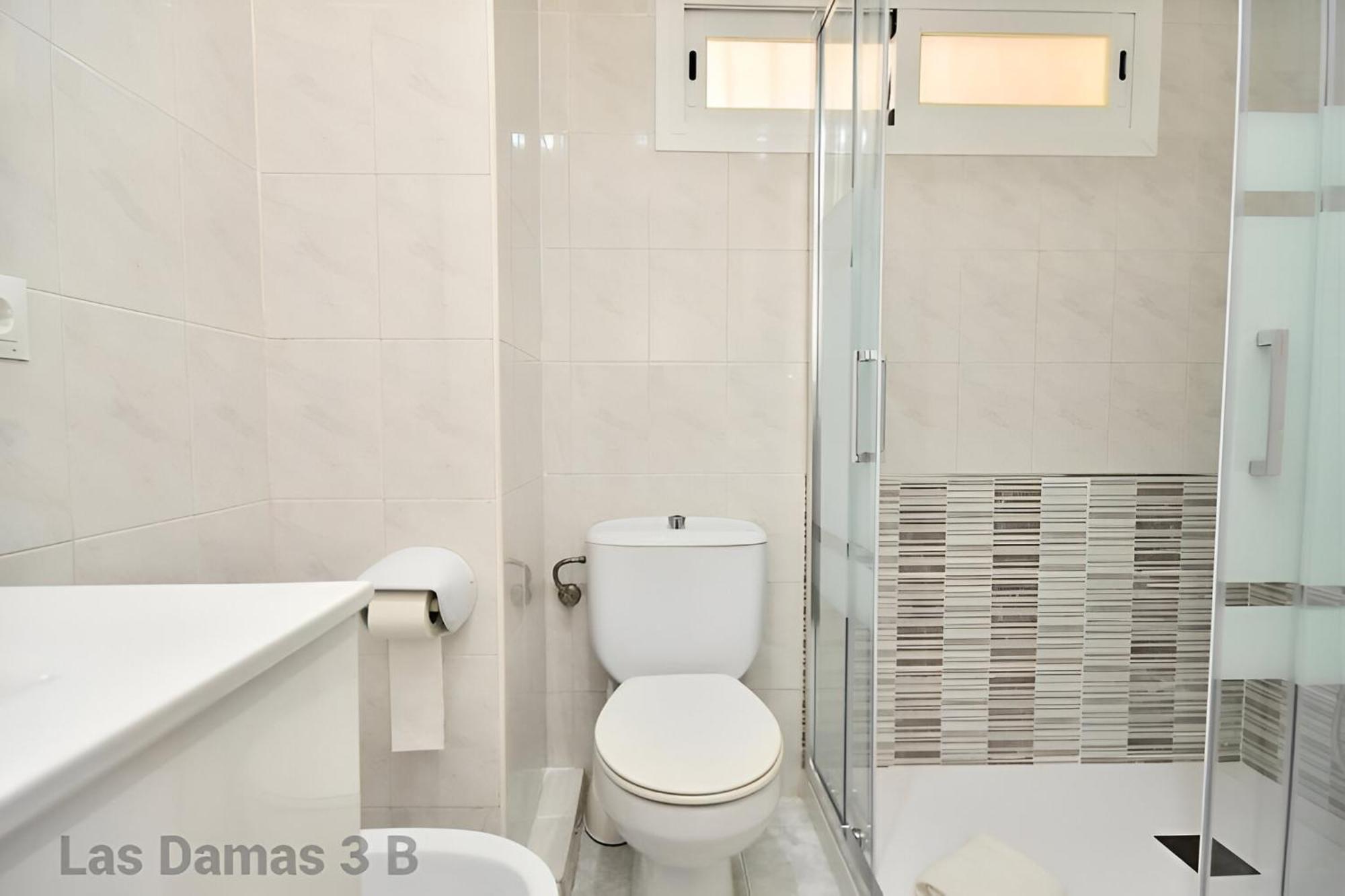 Las Damas 3B Beach Front - Pool & Parking Benidorm Eksteriør billede