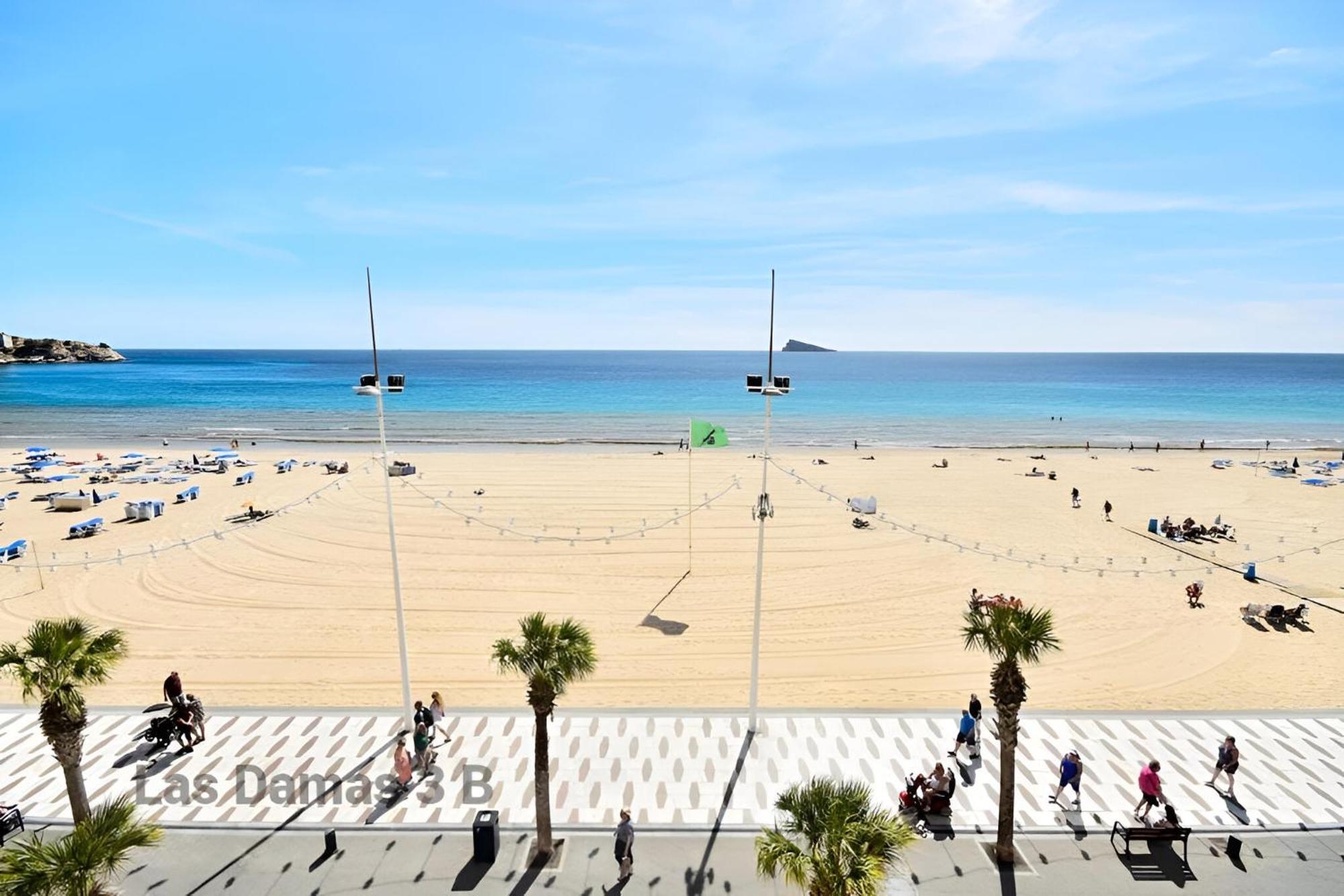 Las Damas 3B Beach Front - Pool & Parking Benidorm Eksteriør billede